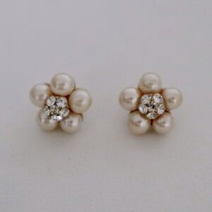 Pearl Rhinestone Flower Stud Earrings